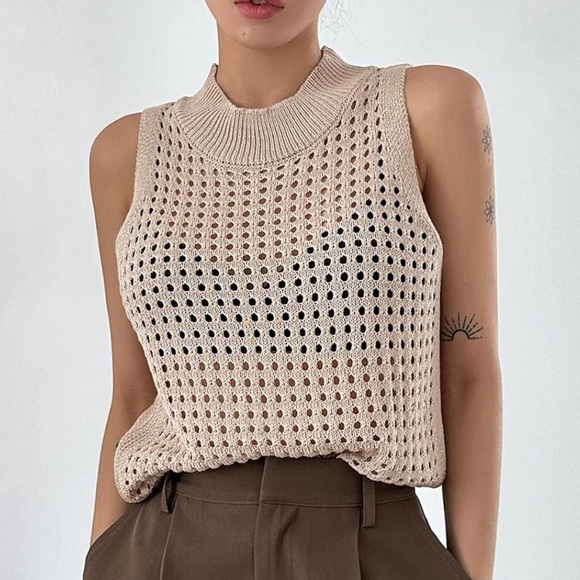 Hollow out knit crochet mock neck top - Picture 2 of 6